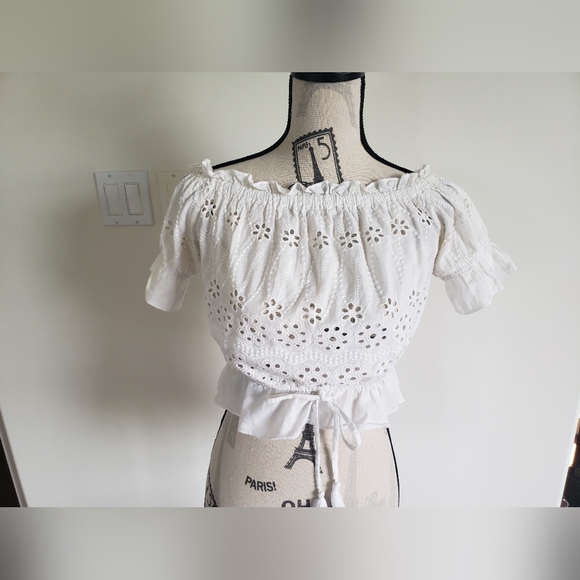 Japna White Cropped Off-Shoulder Shirt| Size S/P - Picture 2 of 8